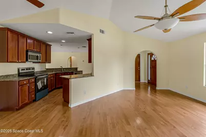 991 Tahiti Avenue SE, Palm Bay, FL 32909 - Photo 11