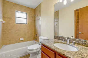 991 Tahiti Ave SE, Palm Bay, FL 32909 - Photo 21