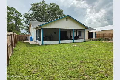 8225 97th Court, Vero Beach, FL 32967 - Photo 27