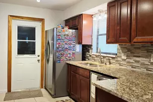 8225 97th Ct, Vero Beach, FL 32967 - Photo 5