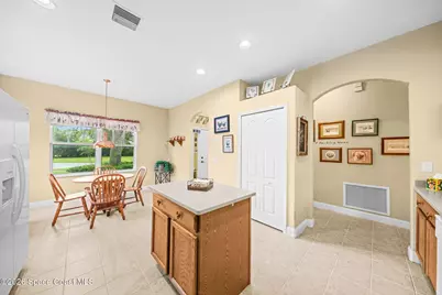 511 Waterside Circle, Titusville, FL 32780 - Photo 11