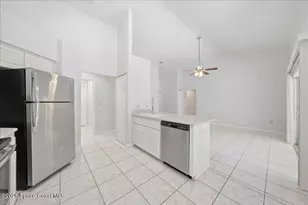 721 Samuel Chase Ln, West Melbourne, FL 32904 - Photo 9