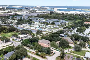 8803 Sea Shell Ln, Cape Canaveral, FL 32920 - Photo 7