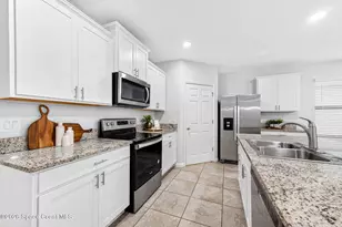 900 Old Country Rd S E, Palm Bay, FL 32909 - Photo 11