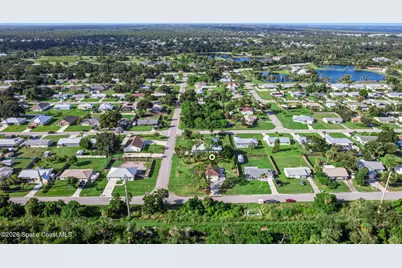 664 25th Street SW, Vero Beach, FL 32962 - Photo 43