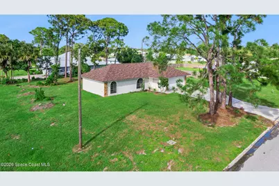 664 25th Street SW, Vero Beach, FL 32962 - Photo 39