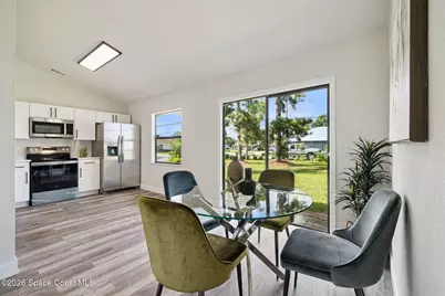 664 25th Street SW, Vero Beach, FL 32962 - Photo 13