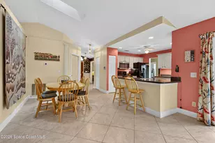 621 7 Gables Cir SE, Palm Bay, FL 32909 - Photo 11