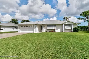 172 Delaware Ave, Sebastian, FL 32958 - Photo 1