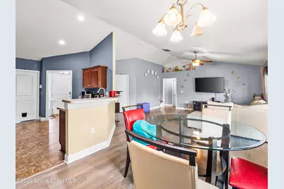 256 Eckert Street SE, Palm Bay, FL 32909 - Photo 9