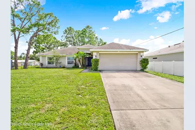 256 Eckert Street SE, Palm Bay, FL 32909 - Photo 1