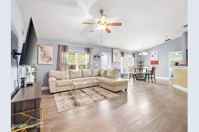 256 Eckert Street SE, Palm Bay, FL 32909 - Photo 5
