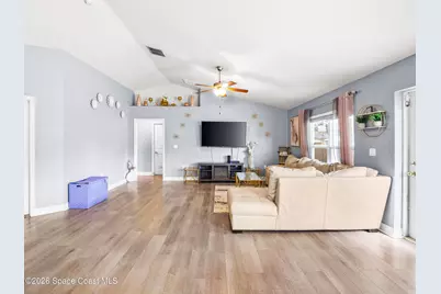 256 Eckert Street SE, Palm Bay, FL 32909 - Photo 7