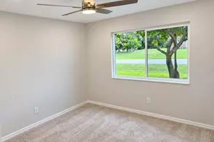 1240 Coventry Cir, Melbourne, FL 32904 - Photo 9