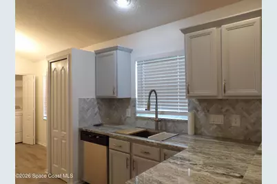 3685 Kestrel Court, Melbourne, FL 32934 - Photo 9