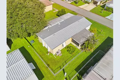 1117 Sabal Palm Lane, Barefoot Bay, FL 32976 - Photo 23