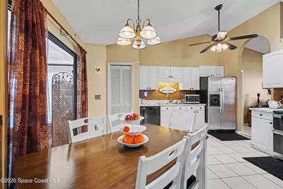 1660 Gadsden Avenue NW, Palm Bay, FL 32907 - Photo 9