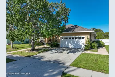 3677 Whisperwood Circle, Melbourne, FL 32901 - Photo 5