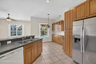 3677 Whisperwood Cir, Melbourne, FL 32901 - Photo 11