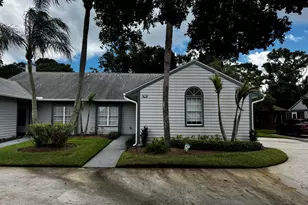 270 Lake in the Woods Dr, Melbourne, FL 32901 - Photo 3