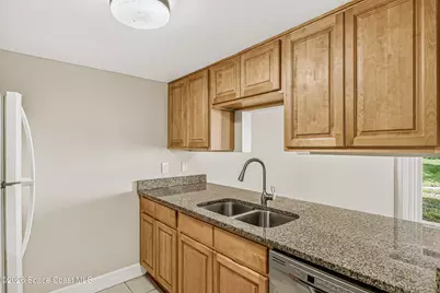 189 San Juan Circle #189, Melbourne, FL 32935 - Photo 5