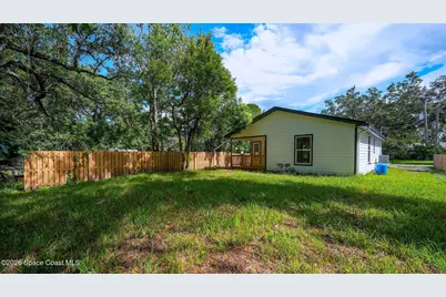 5650 Stamford Street, Mims, FL 32754 - Photo 7
