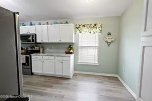 156 Morgan Cir, Sebastian, FL 32958 - Photo 7