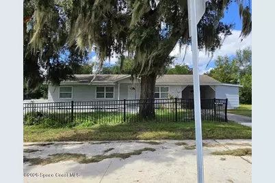 910 N Garfield Avenue, Deland, FL 32724 - Photo 1
