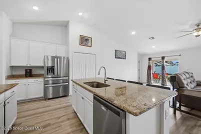 415 Aviation Avenue NE, Palm Bay, FL 32907 - Photo 7