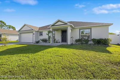 415 Aviation Avenue NE, Palm Bay, FL 32907 - Photo 3
