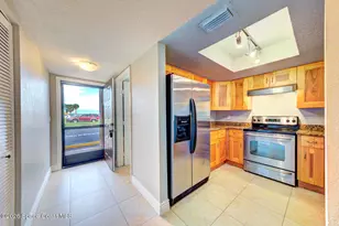 1031 Regency Dr, Melbourne, FL 32935 - Photo 9