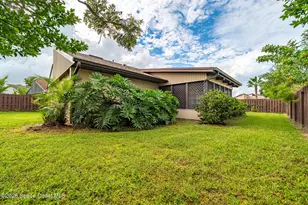 305 Bayhead Dr, Melbourne, FL 32940 - Photo 15