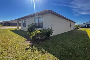 7307 Amethyst Ave, Grant-Valkaria, FL 32949 - Photo 23