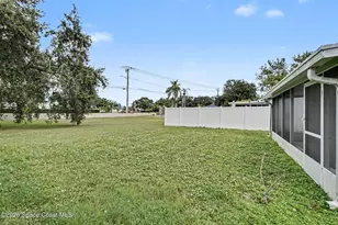 3970 Dewberry Cir, Melbourne, FL 32901 - Photo 15
