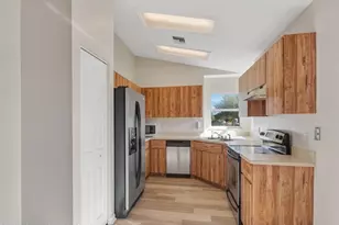 8155 100th Ct, Vero Beach, FL 32967 - Photo 21