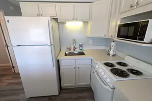380 N Brevard Ave, Cocoa Beach, FL 32931 - Photo 5
