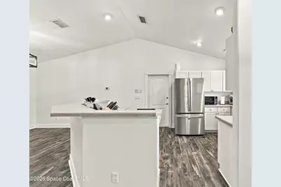 449 NE Gilbert Drive NE, Palm Bay, FL 32907 - Photo 3