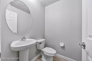 335 Evergreen St NE, Palm Bay, FL 32907 - Photo 29