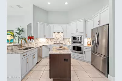 630 Deerhurst Drive, Melbourne, FL 32940 - Photo 17