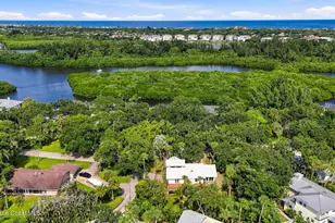 385 Live Oak Dr, Vero Beach, FL 32963 - Photo 11