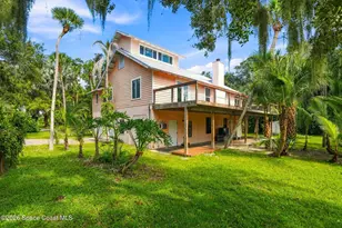 385 Live Oak Dr, Vero Beach, FL 32963 - Photo 85