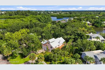 385 Live Oak Drive, Vero Beach, FL 32963 - Photo 57