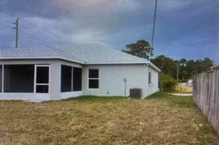 906 Wheatley St SE, Palm Bay, FL 32909 - Photo 5