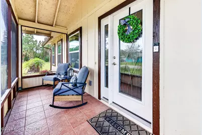 528 Tropicaire Avenue SW, Palm Bay, FL 32908 - Photo 7