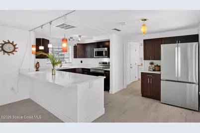 2403 Vermont Avenue E, Bradenton, FL 34208 - Photo 9