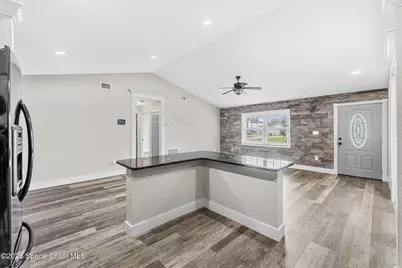 697 Hamm Street NW, Palm Bay, FL 32907 - Photo 9