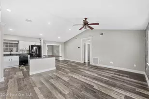 697 Hamm St NW, Palm Bay, FL 32907 - Photo 13