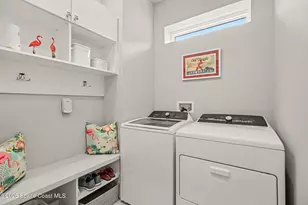 8868 Splashing Dr, Melbourne, FL 32940 - Photo 23