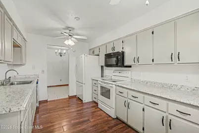 9015 Manchester Lane #21d, West Melbourne, FL 32904 - Photo 5