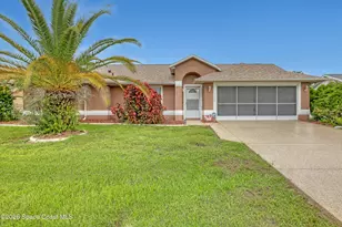 1733 Dalroy St NW, Palm Bay, FL 32907 - Photo 3